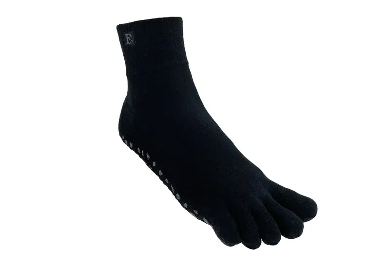 Non-Slip Grip Toe Socks 1